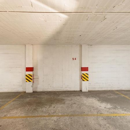 In The Historic Center Of Malaga, Very Close To The Beach And The Ave Train Station, With Private Parking Eksteriør bilde