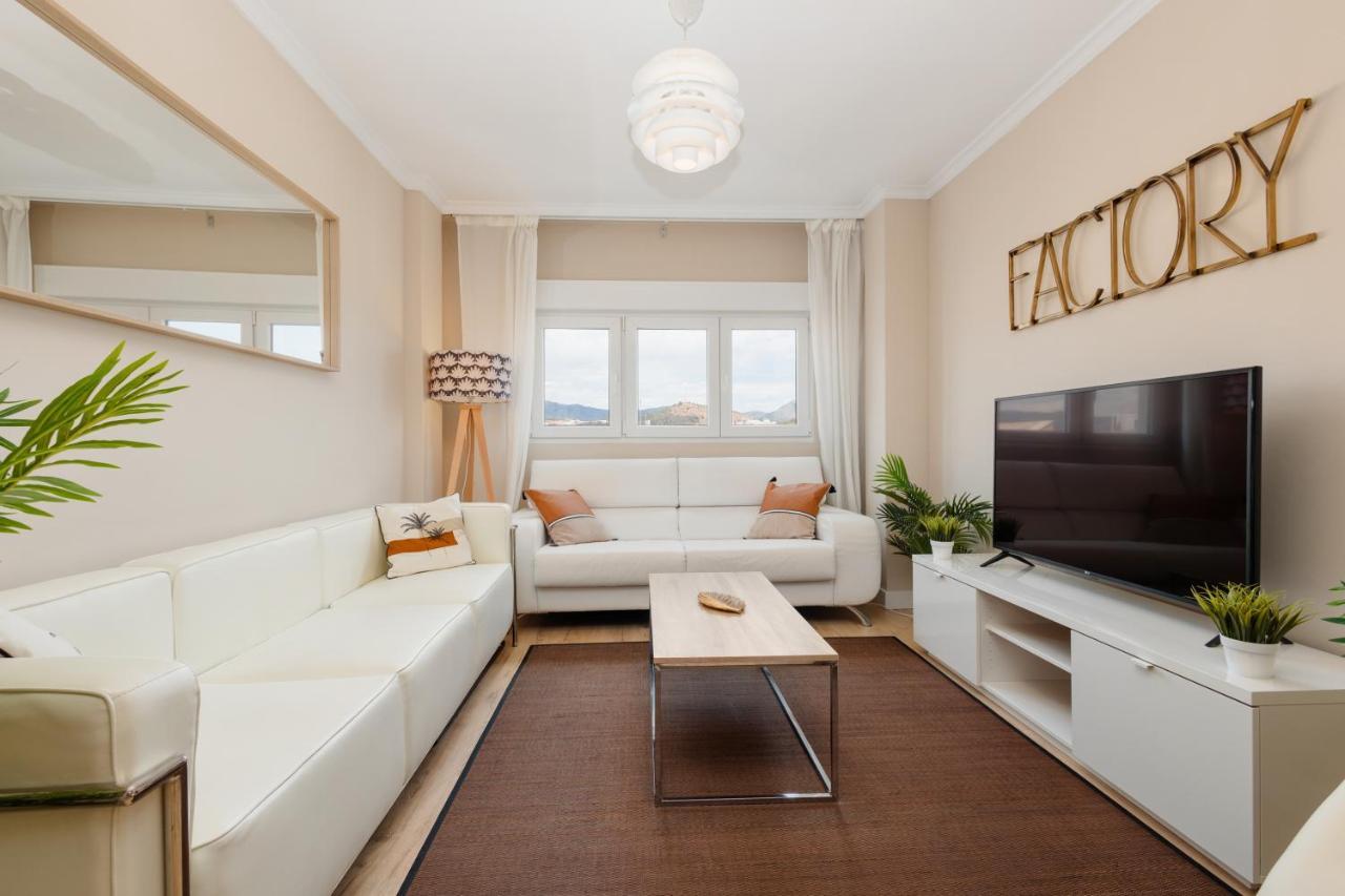 In The Historic Center Of Malaga, Very Close To The Beach And The Ave Train Station, With Private Parking Eksteriør bilde