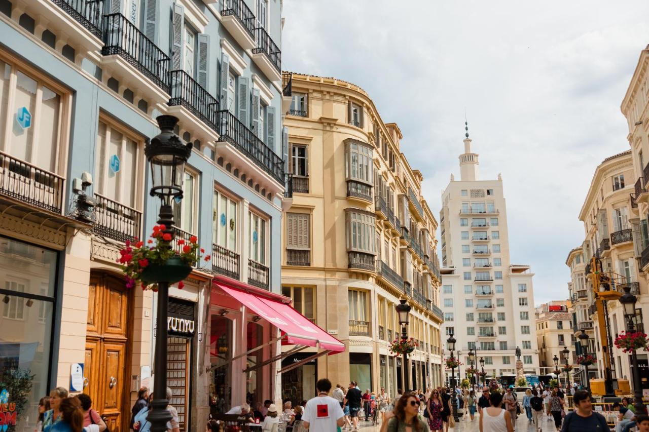 In The Historic Center Of Malaga, Very Close To The Beach And The Ave Train Station, With Private Parking Eksteriør bilde